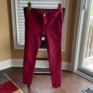 Women’s American Eagle Size 4 Red Jegging